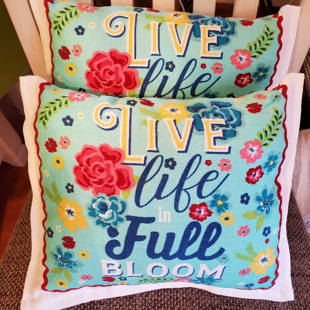 💥FALL SALE💥Handmade with Love By The Smith Sisters ♥️ Set of 2 Handmade pillow
